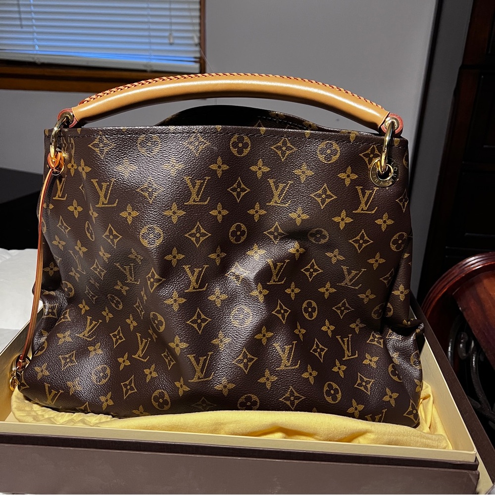 Louis Vuitton Brown Monogram Handbag